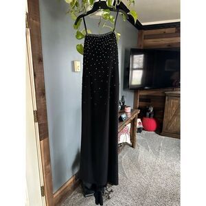2 for 1   1-Black formal gown plus another dress free